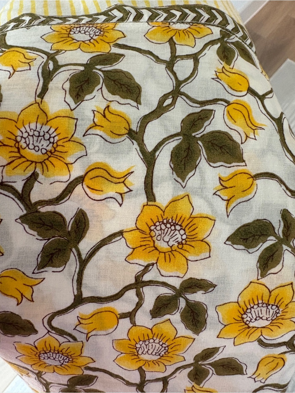 J Crew Cotton voile beach pant in daffodil daze block print Sz Medium - Picture 15 of 16